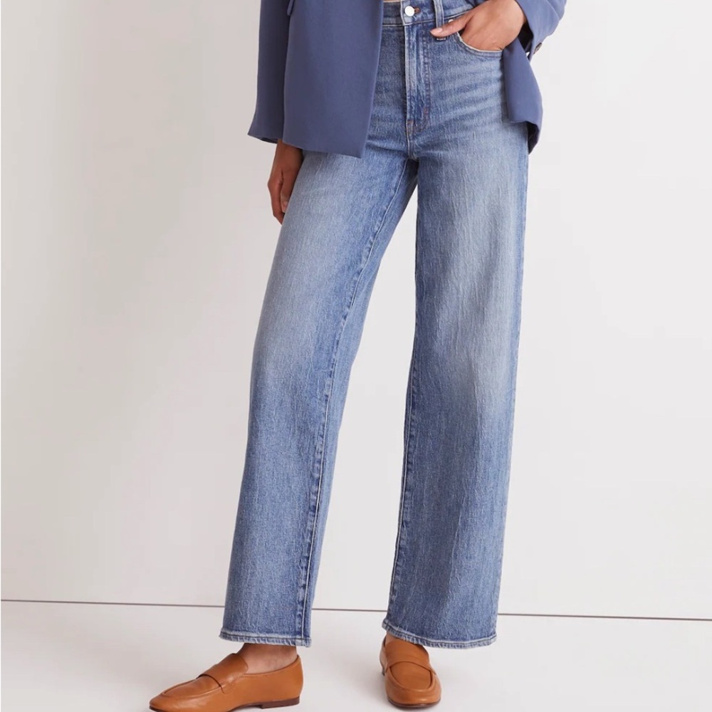 The Petite Perfect Vintage Wide-Leg Jean